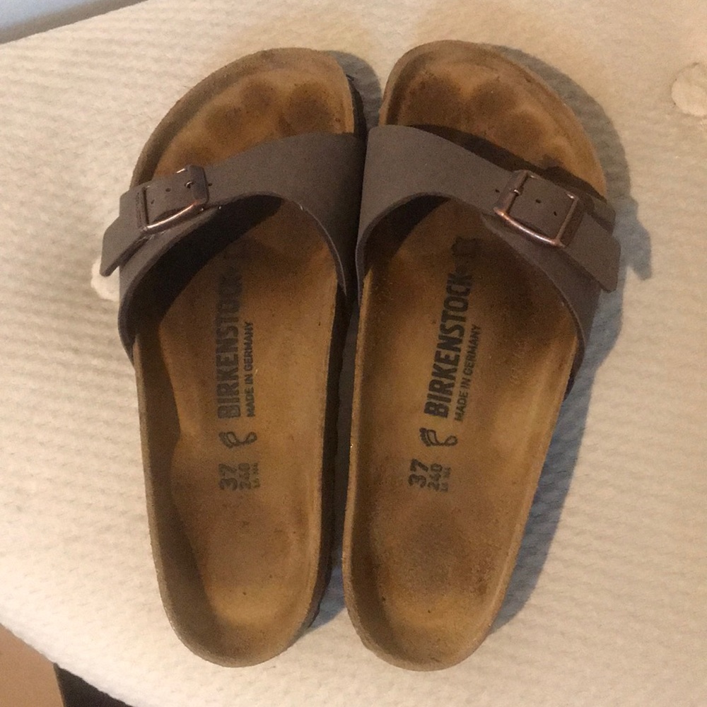 Birkenstock’s Mocha 37
